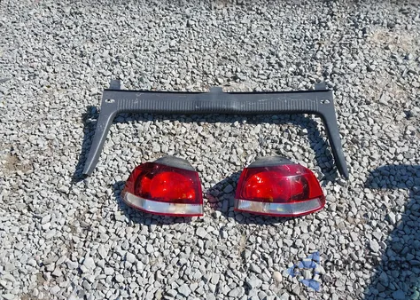 2012 Volkswagen Gti 4-Door (A6) z USA, uszkodzony, nr VIN WVWHV7AJ9CW001041